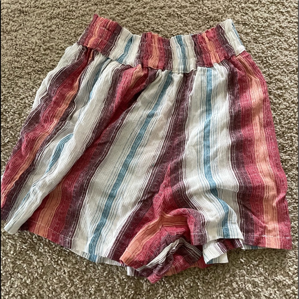 striped summer shorts from scheel’s